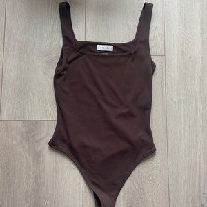 Aritzia Babaton Contour Bodysuit